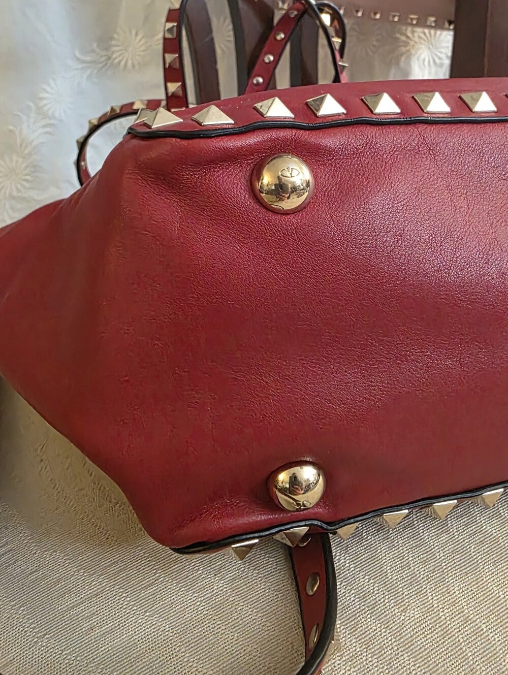 Valentino Garavani Rockstud Red Leather Bag Gold Stud Trim Handbag Tote - Picture 14 of 16